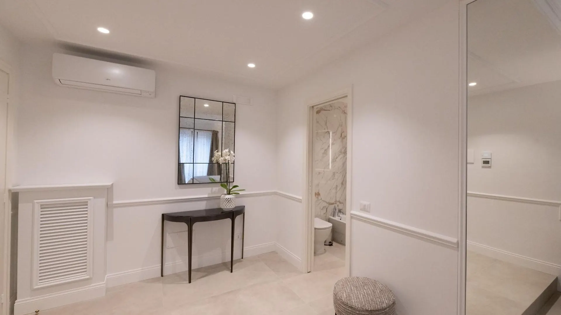 La Scalinata - Boutique Guest House Rome