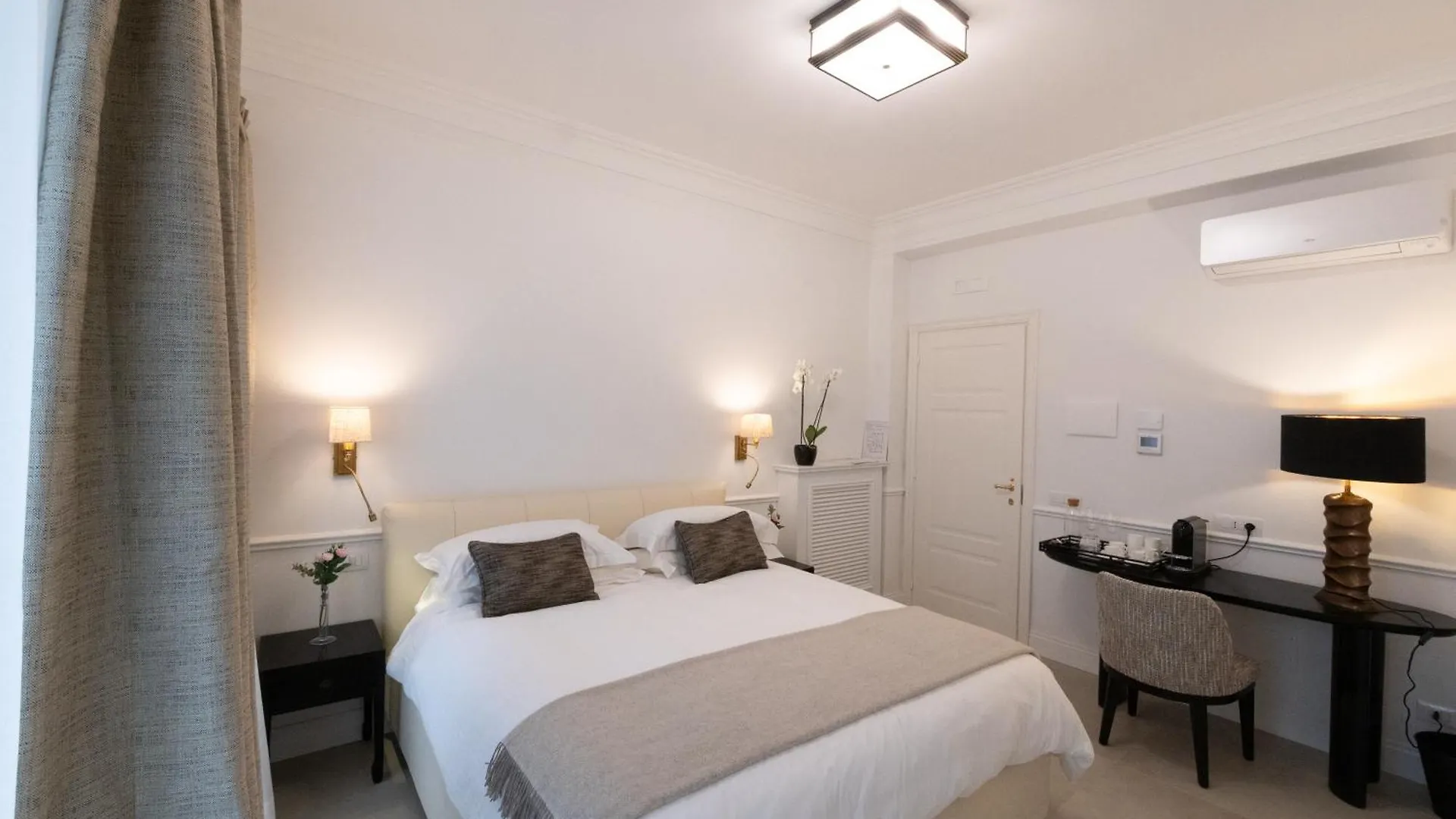 La Scalinata - Boutique Guest House Rome