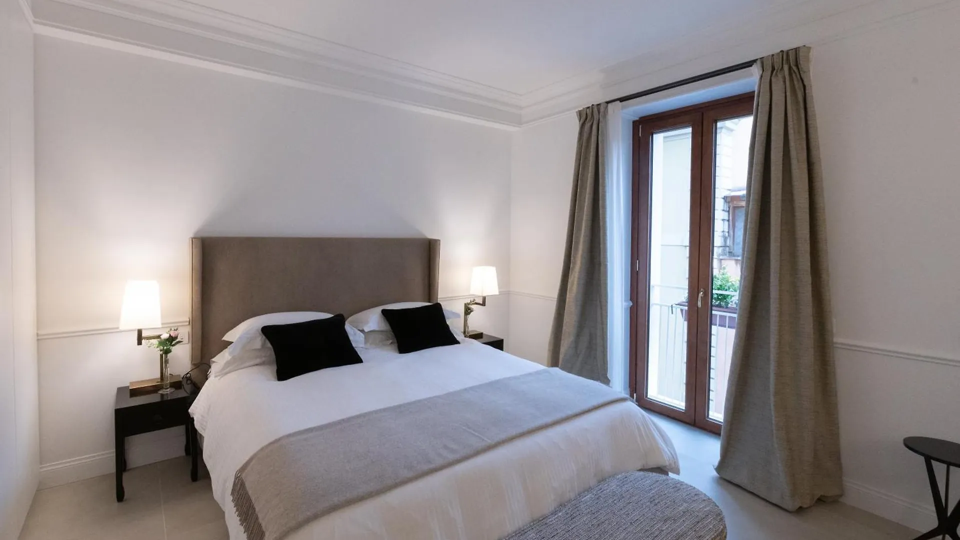 La Scalinata - Boutique Guest House Rome