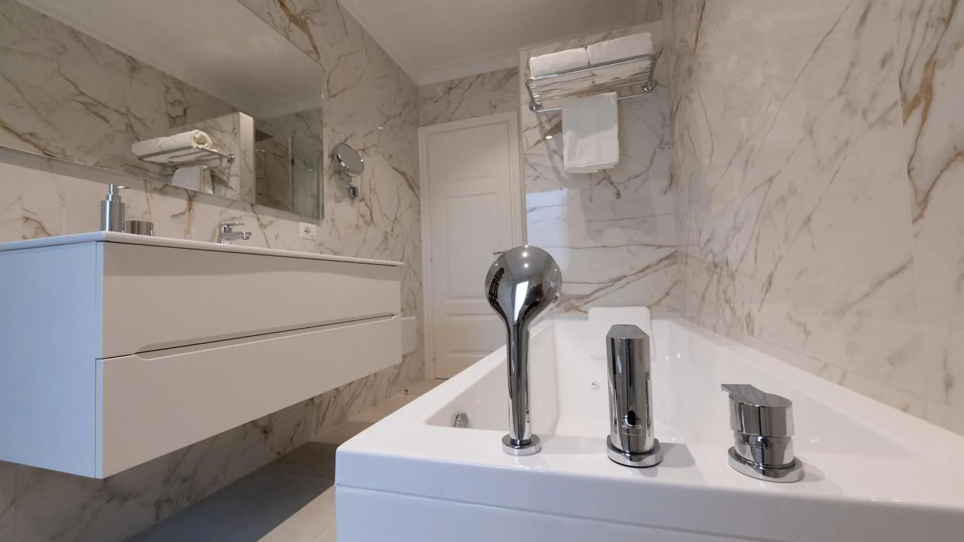 La Scalinata - Boutique Guest House Rome